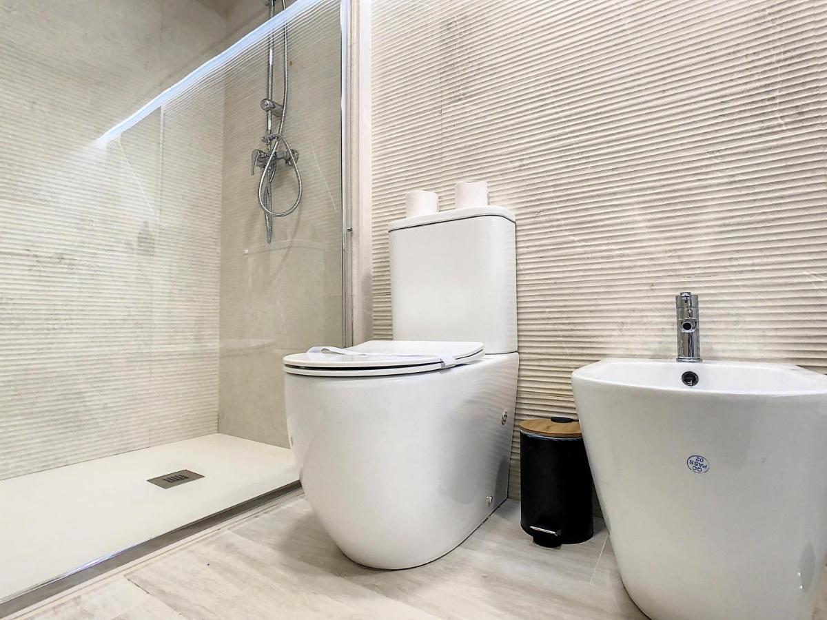 Apartcity Triana إشبيلية المظهر الخارجي الصورة