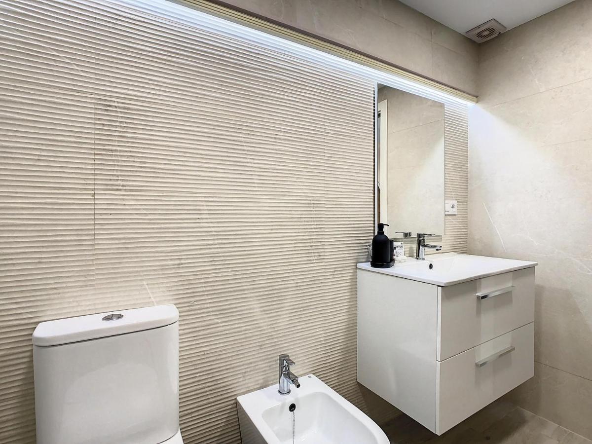 Apartcity Triana إشبيلية المظهر الخارجي الصورة